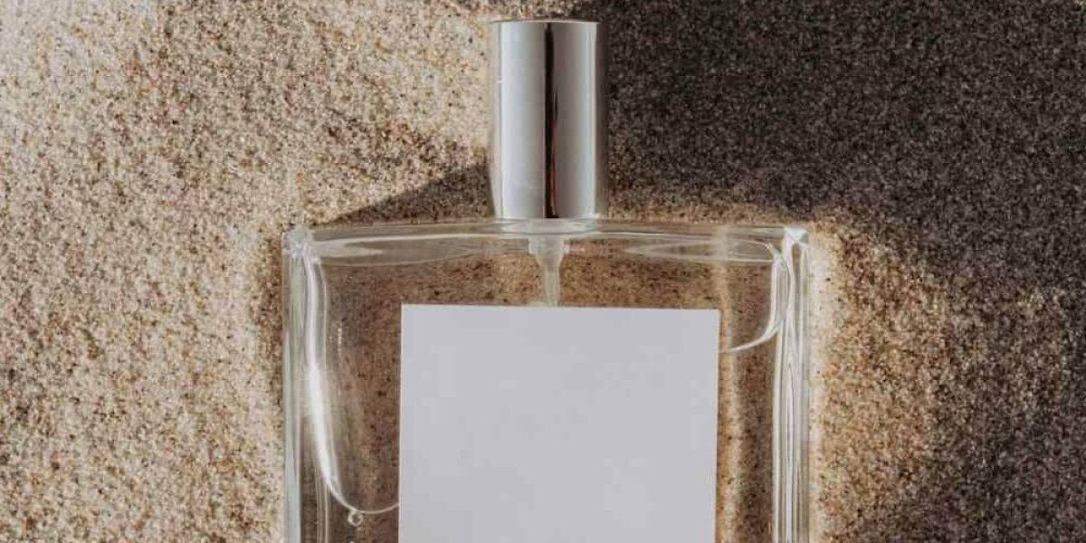 Discover Luxury Fragrance Shopping with Shop Perfumes Online in Pakistan
